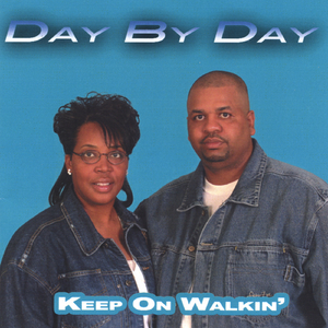 用手臂长的大黑牛互插无毛嫩
